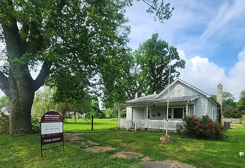 536 N Main St Photo 1