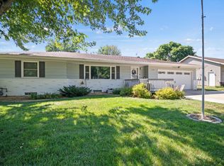 1070 Lincoln Ave, Owatonna, MN 55060