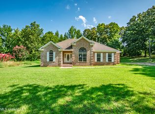 250 Gregory Taylor Rd, Courtland, MS 38620