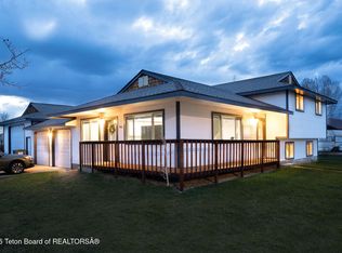 811 Jade St, Pinedale, WY 82941