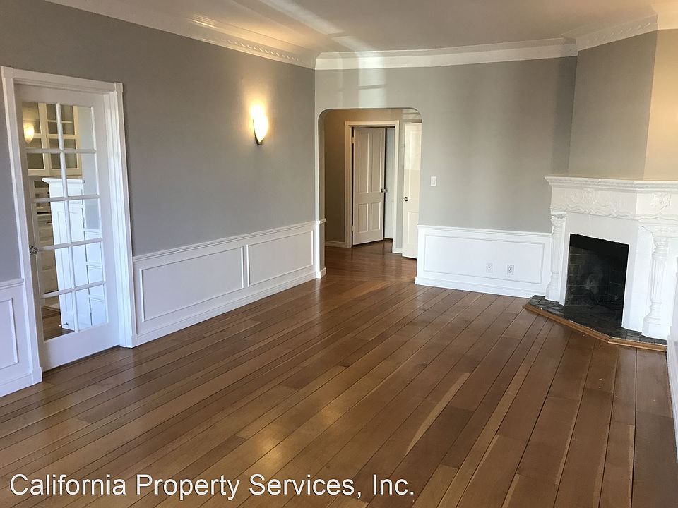 1st image of 3330 Pierce St APT 302