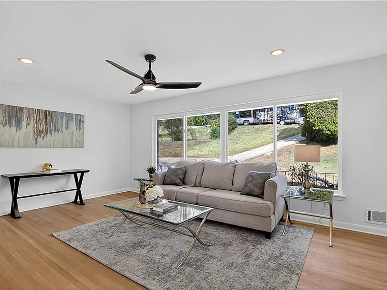 2967 Flat Shoals Rd — Photo 10