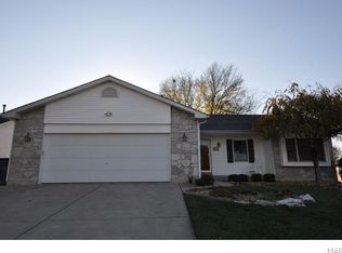 5715 Walnut Creek Blvd, Saint Charles, MO