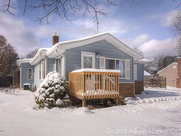 2nd image of 5865 Ethelwin Ave NE