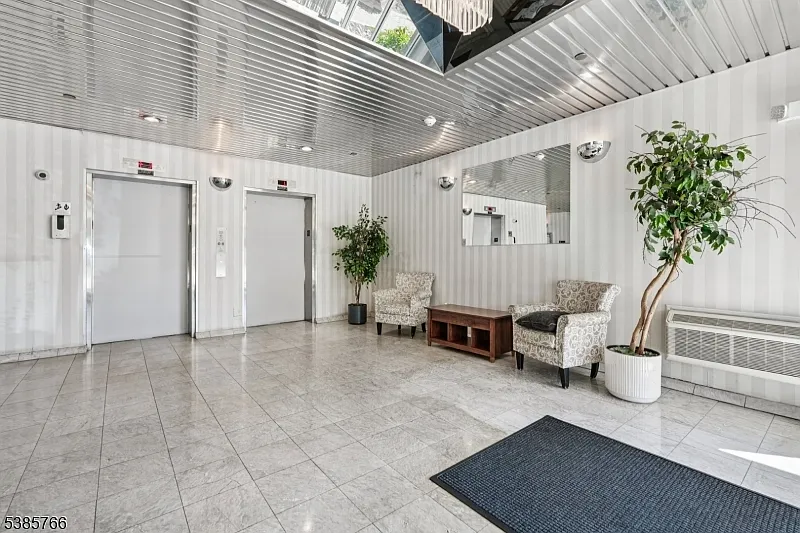 38 Moonachie Rd #116