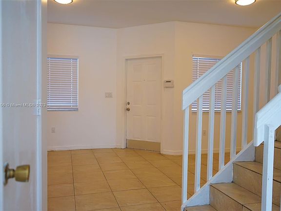 4th image of 2968 SE 15th Ter #2968