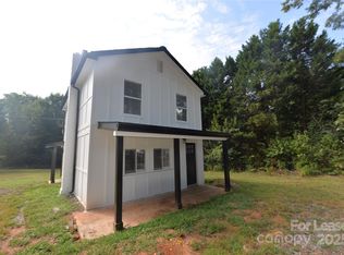 1131 Mecklenburg Hwy, Mooresville, NC 28115