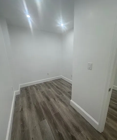 2737 Rayner Ave — Photo 15