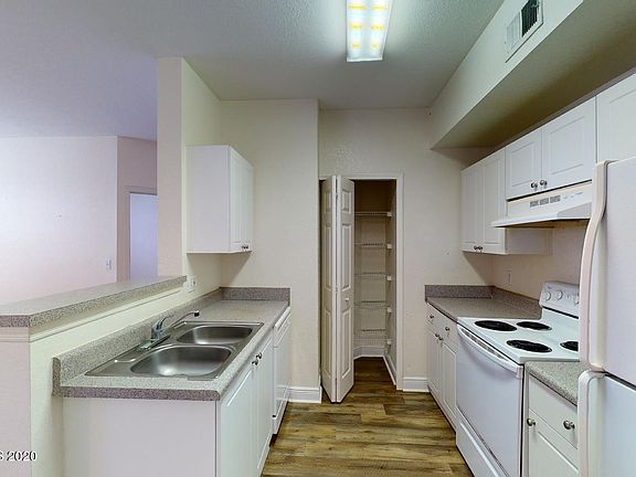 5th image of 1747 Sophias Dr APT 105
