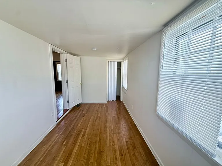 46 York St — Photo 16