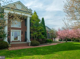 875 Eastland Dr, Charles Town, WV 25414