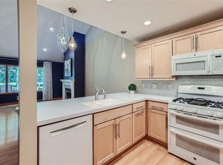 2705 Rice Creek Rd, New Brighton, MN 55112