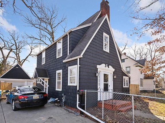 4th image of 1518 Oak St