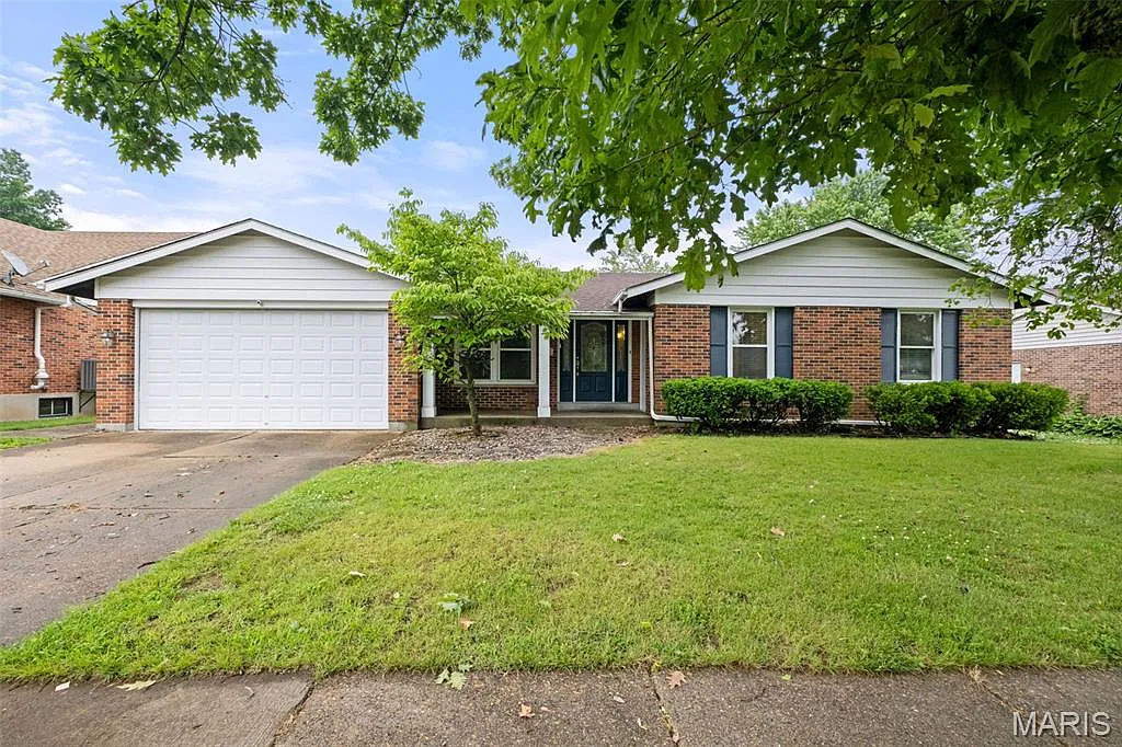 3628 Viembra Dr photo 1
