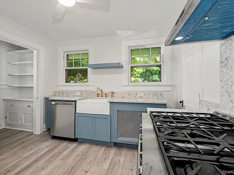 53 Cortlandt Ave — Photo 12