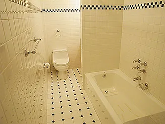 Rented by Verdi Square Realty
