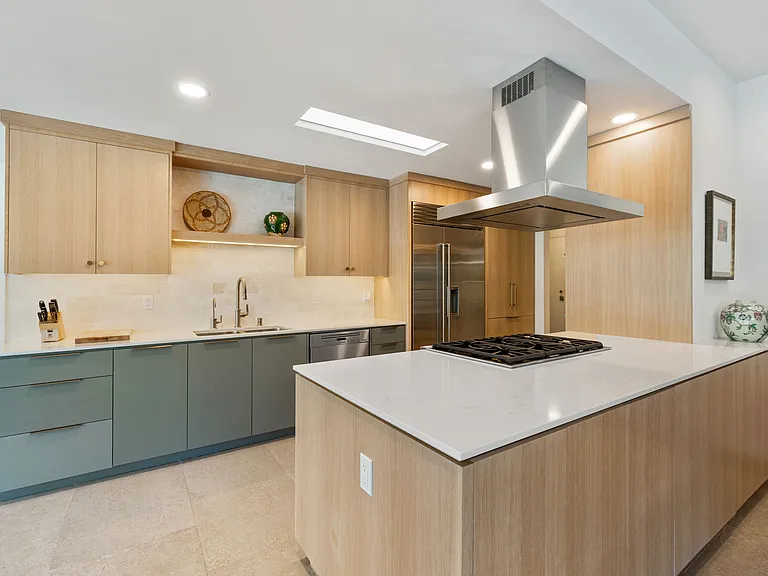 2367 Yosemite Dr — Photo 39