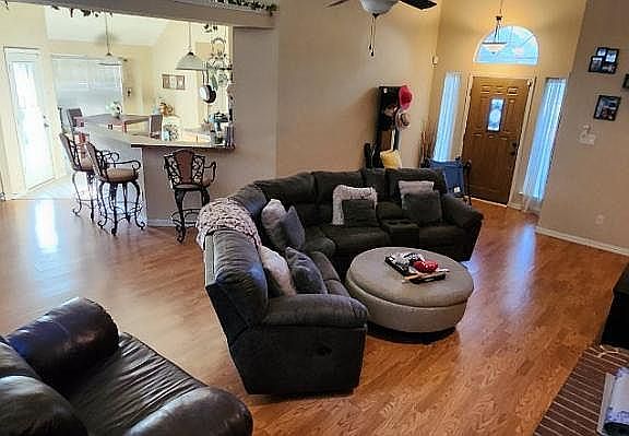 5th image of 6732 Moss Ln