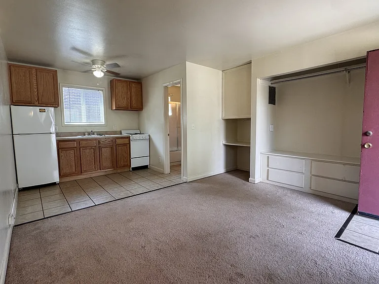 510 S Hays Ave #11 — Photo 2