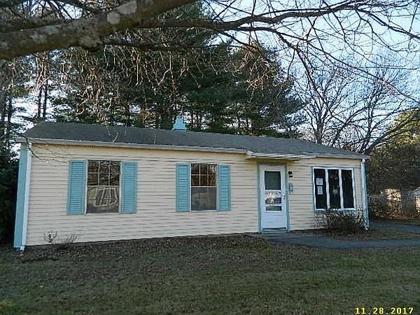 1st image of 18 Kenwood Dr