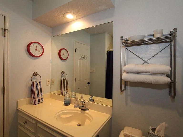 8005 Red Springs Ave — Photo 2