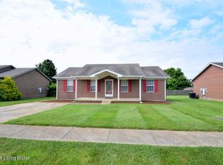 131 Grundy Dr, Bardstown, KY 40004