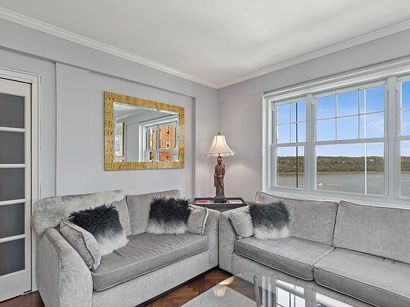 2nd image of 180 Cabrini Blvd APT 76