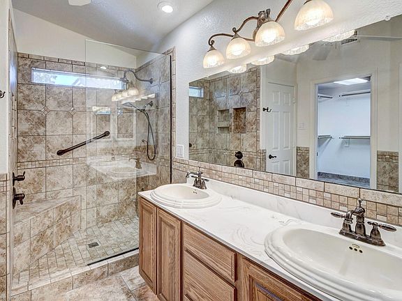 5th image of 20348 N 110th Ln