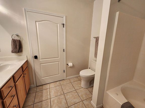 4th image of 522 Knolls Dr Unit 306