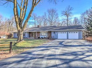 N4276 Oak Grove Dr, Columbus, WI 53925