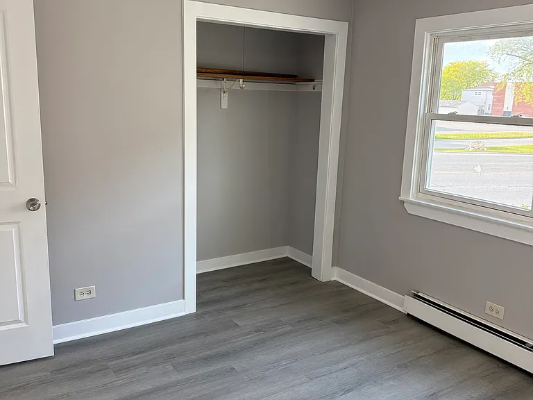 4337 Prescott Ave #1B — Photo 6