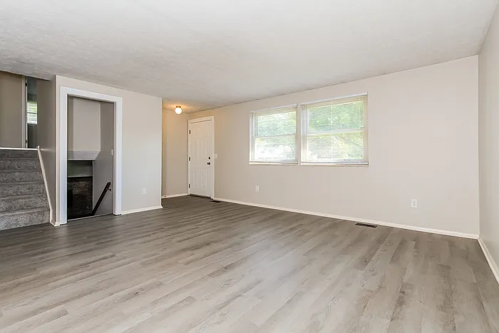 4116 Calumet Cir — Photo 5