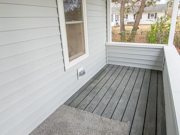 2nd image of 26300 Peach St
