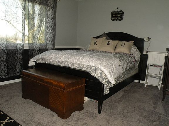 3rd image of 1200 Bellefontaine Ave