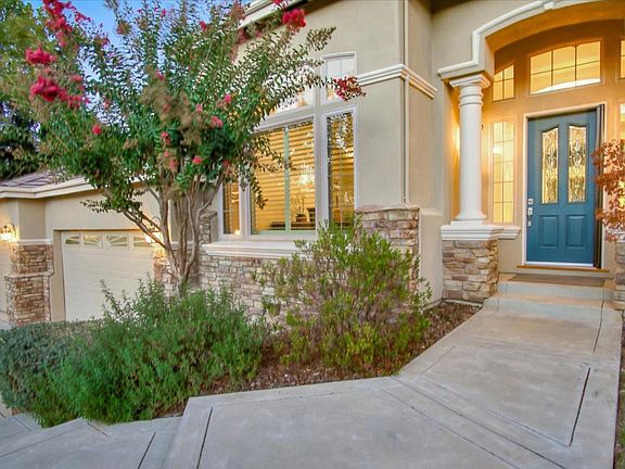 4th image of 16610 Glenn Canyon Ct
