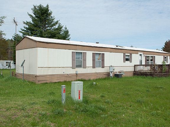 3rd image of 3285 Owen Ave