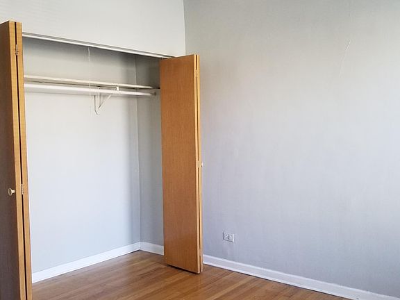 4th image of 4233 N Paulina St APT 1W