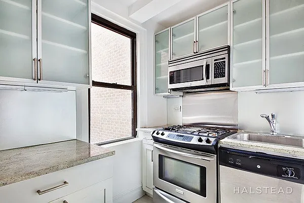 Rented by Halstead Real Estate | media 9