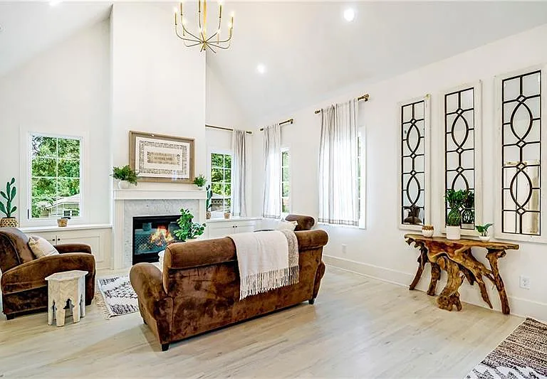 538 Park Dr NE — Photo 33