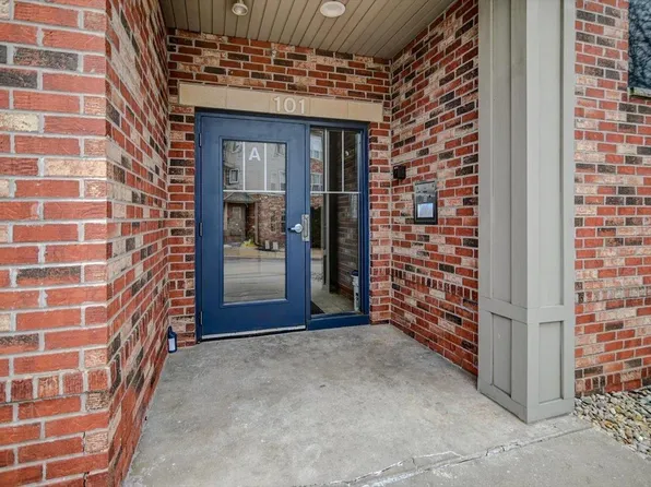 101 Metro Terrace #104, Madison, WI 53718