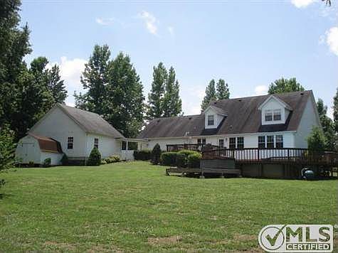 2nd image of 214 Lake Villa Cir