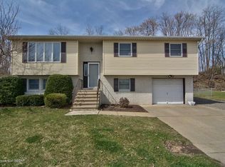 435 Orchard St, Larksville, PA 18704
