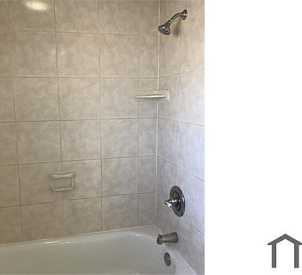 5th image of 6310 S Briar Bayou Dr