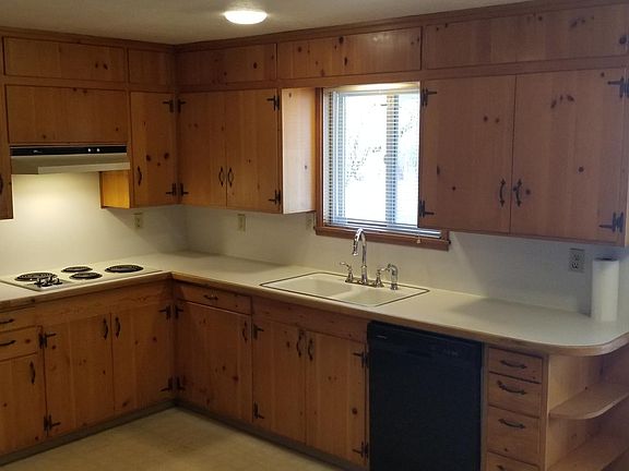 3rd image of 8903 33rd Avenue Ct E