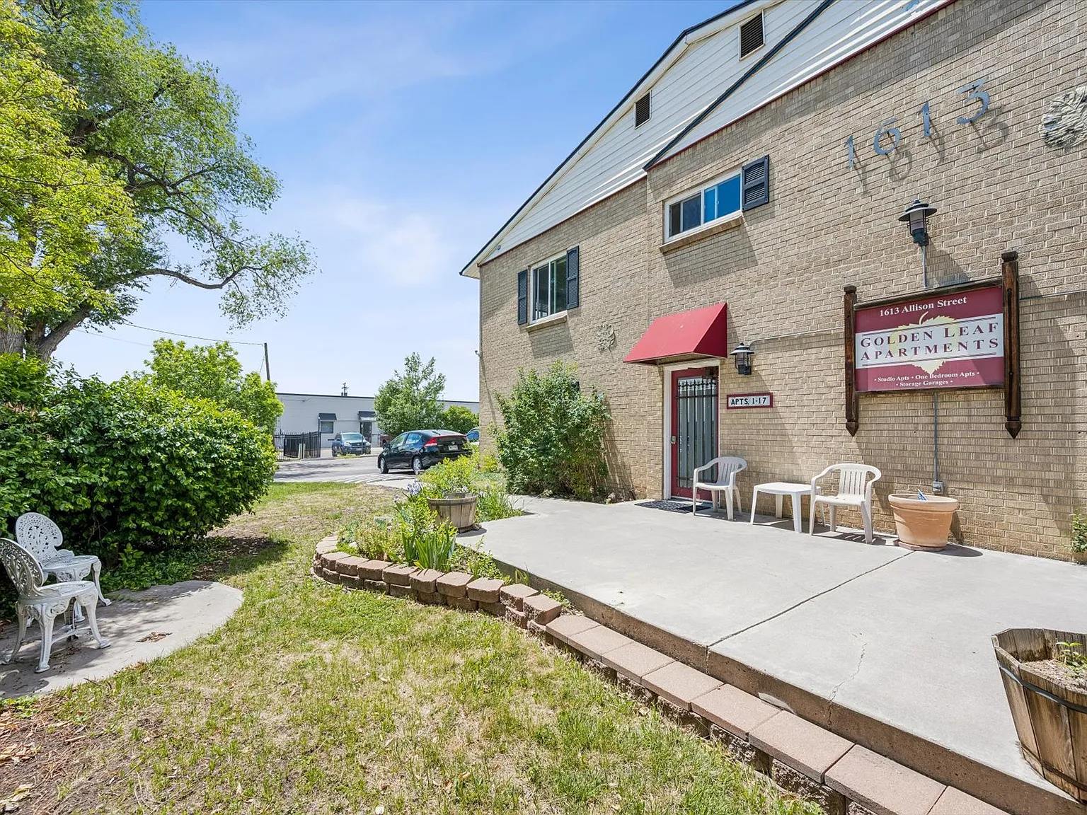 Kimberly Apartments — Photo 4