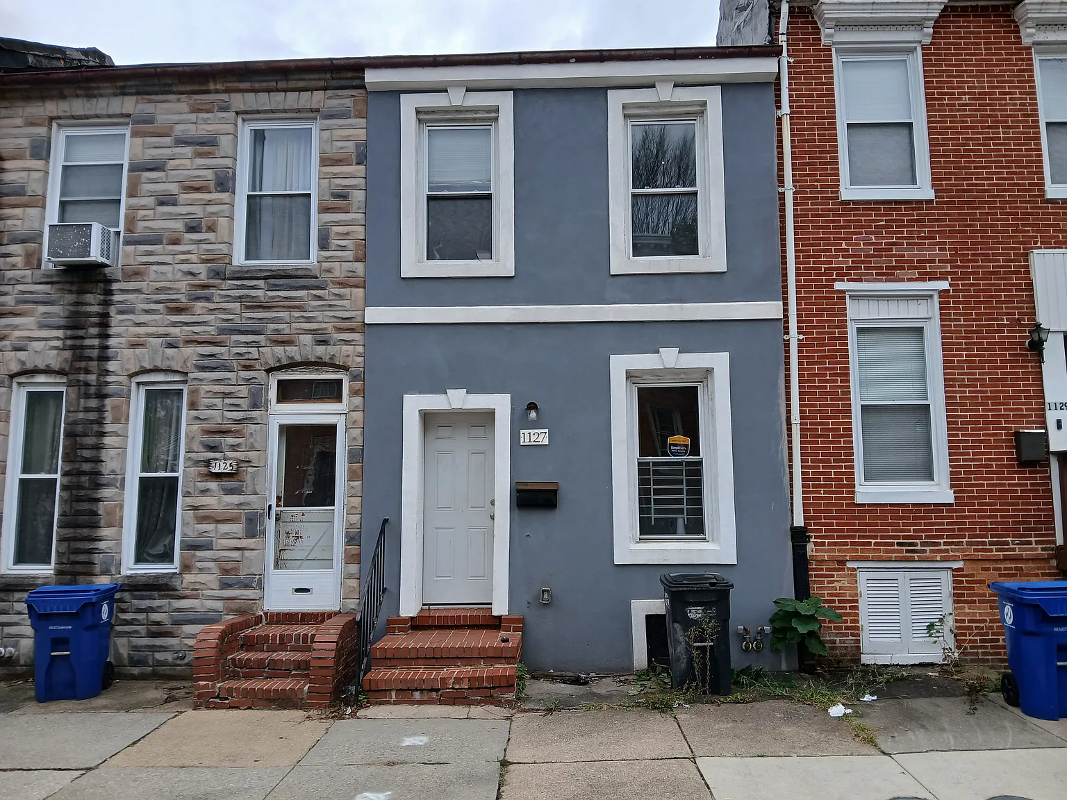 2 bed, 1.5 bath, 1390 sqft, $990 — Photo 2