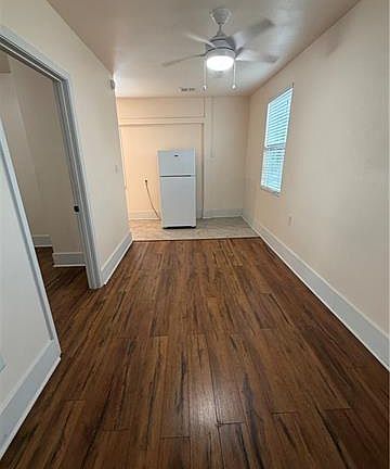 2nd image of 5801 Morton St