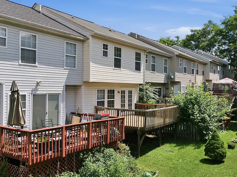10 Crabapple Ct — Photo 33