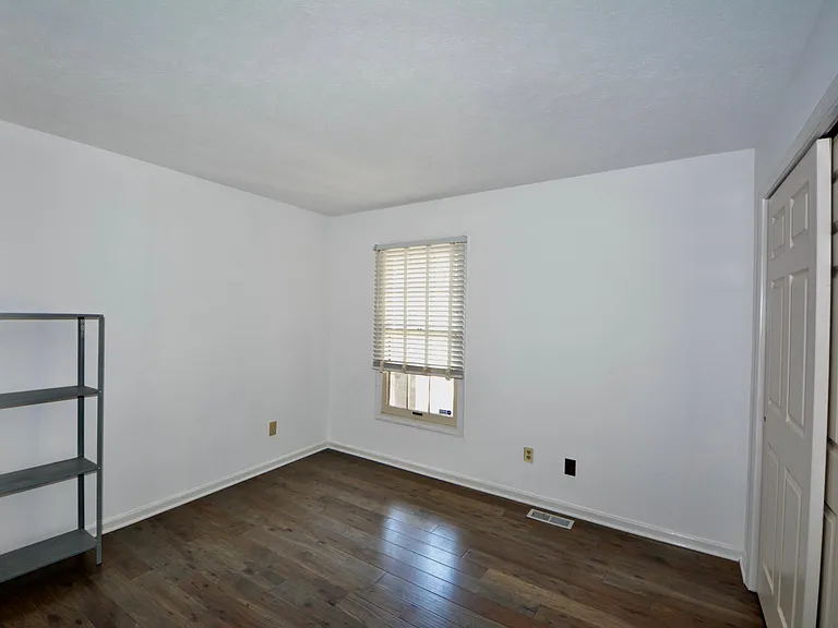 7749 Chesapeake Dr E — Photo 9