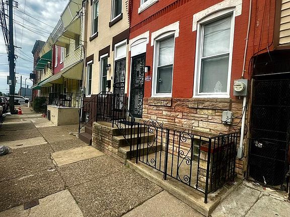 2nd image of 2714 N Fairhill St